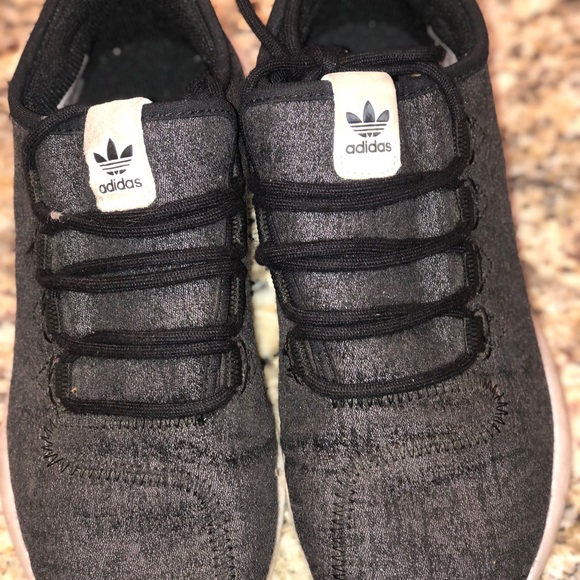 Adidas shoes - Picture 2 of 2